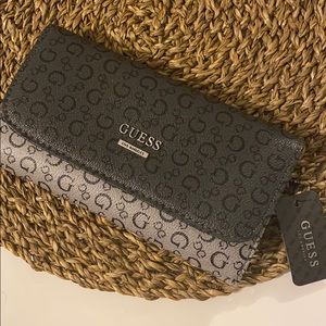 Guess Wallet